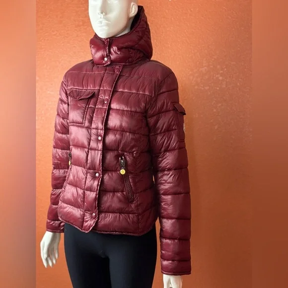 Moncler Deep Red Puffer Jacket - Picture 3 of 17